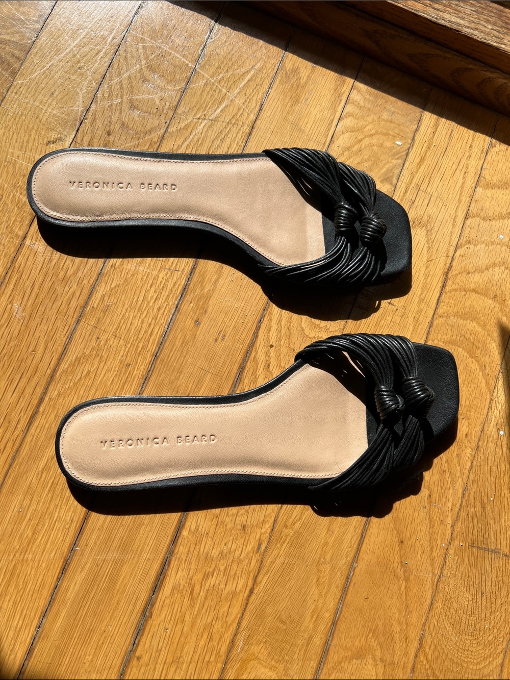 Veronica Beard Black Knotted Slide Mules 9.5